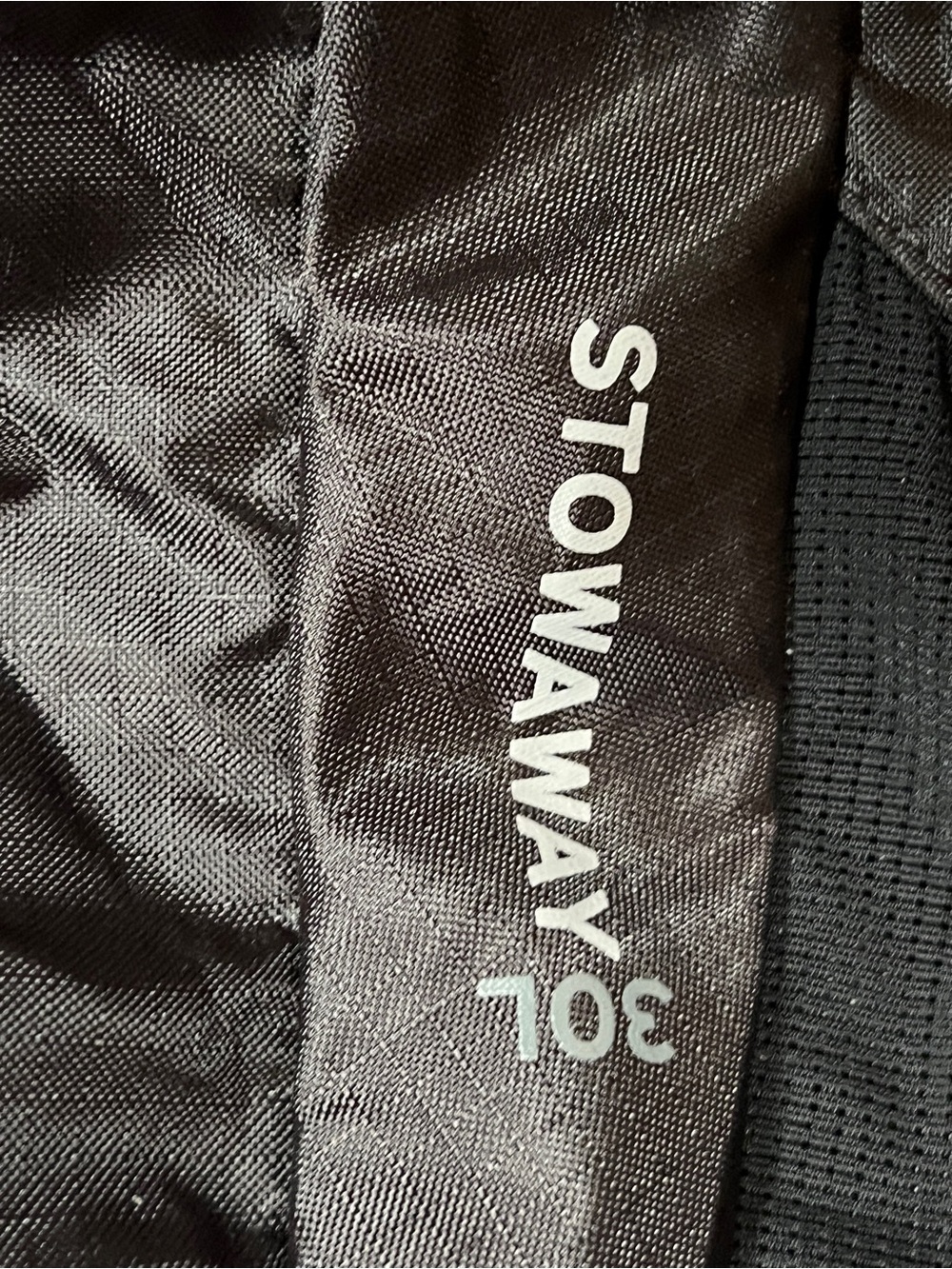 Eddie Bauer Black Stowaway Daypack with Front Bungee - Picture 6 of 7